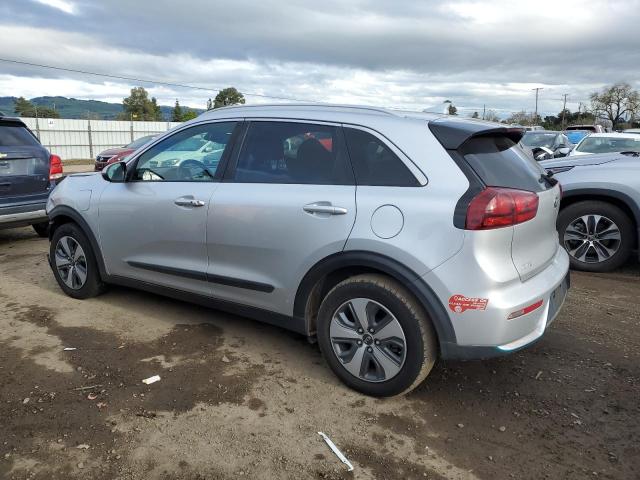 KNDCM3LD7J5162438 KIA NIRO LX