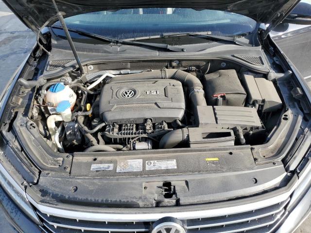 1VWGT7A32HC066158 Volkswagen PASSAT SE