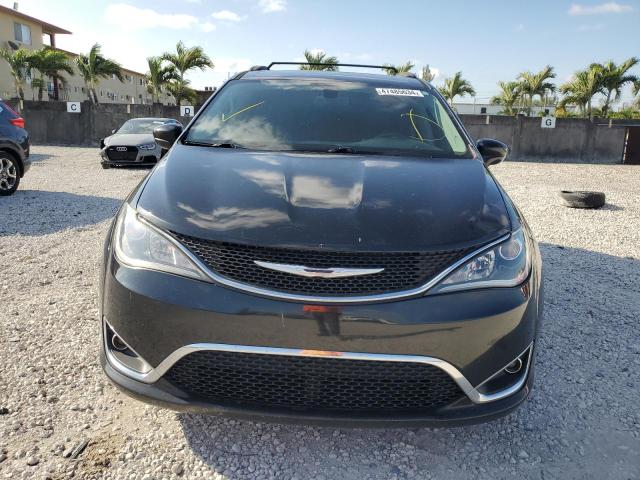 2C4RC1BG4HR590963 Chrysler Pacifica Touring L