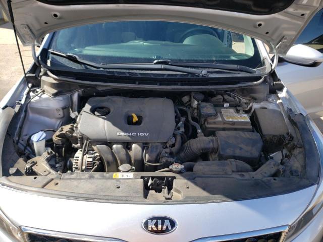 3KPFL4A72JE260753 KIA FORTE LX