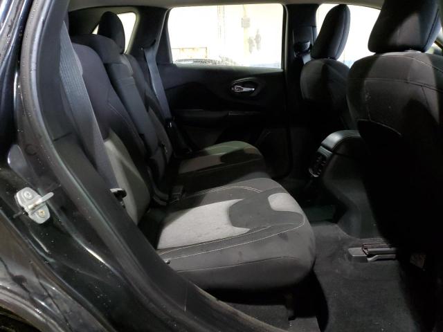 1C4PJMAB5GW115008 Jeep Cherokee Sport