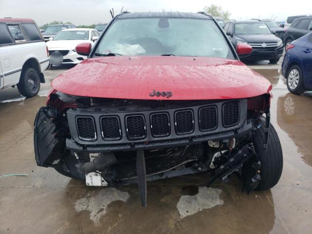 3C4NJCBB3KT637053 Jeep Compass Latitude