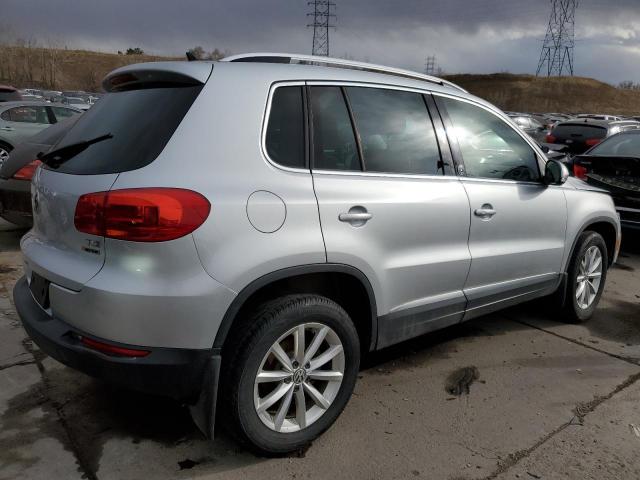 WVGSV7AX2HK007977 Volkswagen Tiguan Wolfsburg