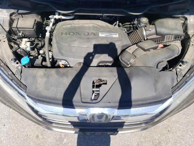 5FNRL6H92JB045898 Honda Odyssey Elite