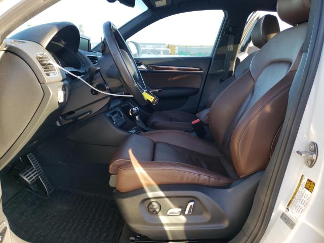 WA1HCCFS2JR013036 Audi Q3 Premium Plus