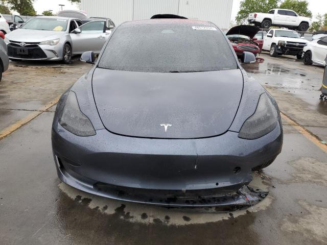 5YJ3E1EA7JF011487 Tesla MODEL 3