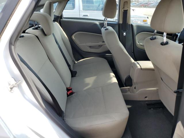 3FADP4BJ1KM101998 Ford FIESTA SE