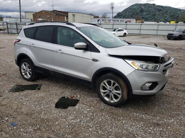 1FMCU9G96HUD65048 Ford ESCAPE SE