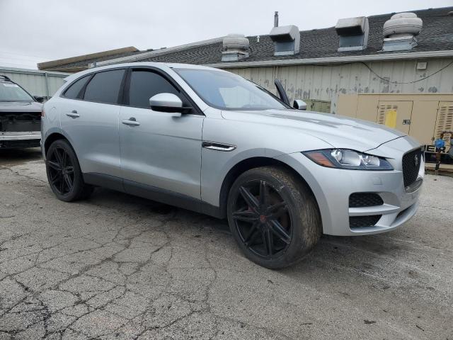 SADCJ2BV3HA066082 Jaguar F-pace Premium