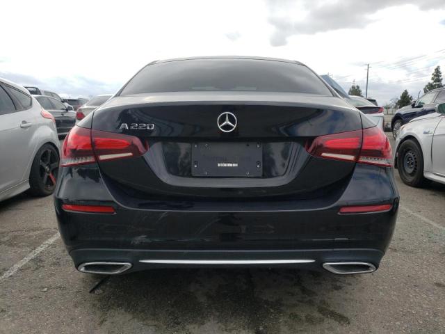 W1K3G4EB1NJ363439 Mercedes-Benz A 220