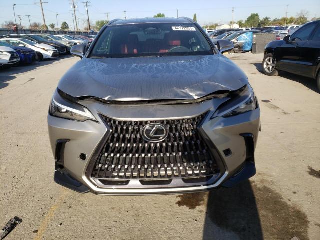2T2AKCEZ2RC017310 Lexus Nx 350h Base