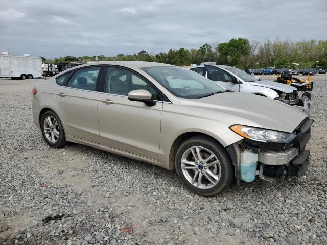 3FA6P0HDXJR264427 Ford FUSION SE