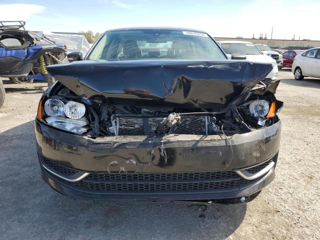 1VWAT7A39FC088855 Volkswagen PASSAT S