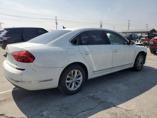 1VWAT7A30GC036628 Volkswagen PASSAT S