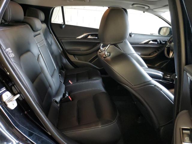 SJKCH5CRXJA047610 Infiniti QX30 BASE