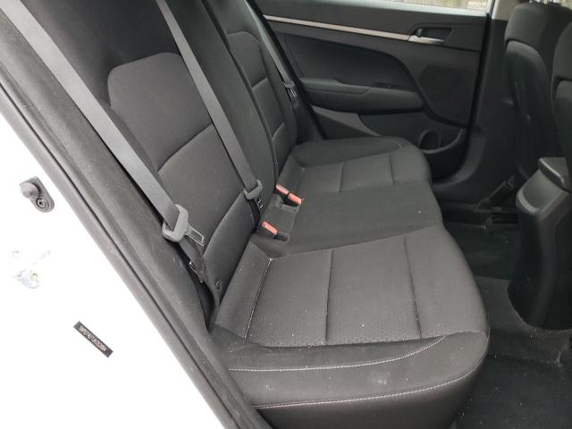 5NPD74LF1JH352884 Hyundai ELANTRA SE