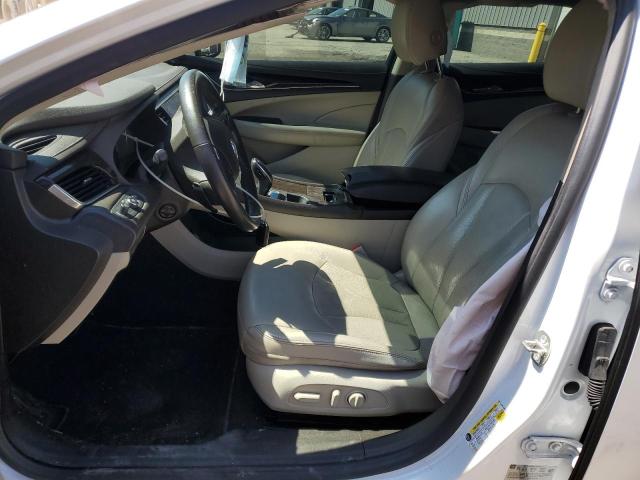 1G4ZP5SS8HU153997 Buick Lacrosse Essence
