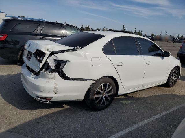 3VWDB7AJ9JM218445 Volkswagen JETTA SE