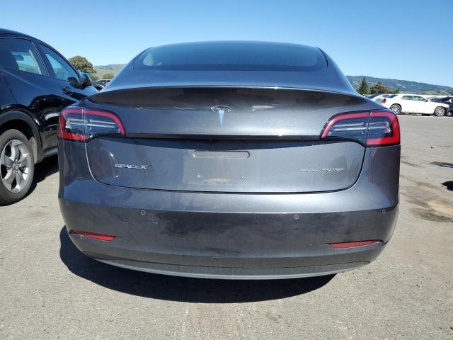 5YJ3E1EB3JF090729 Tesla MODEL 3