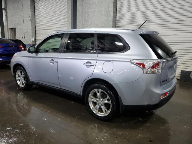 JA4AZ3A39EZ009023 Mitsubishi Outlander Se