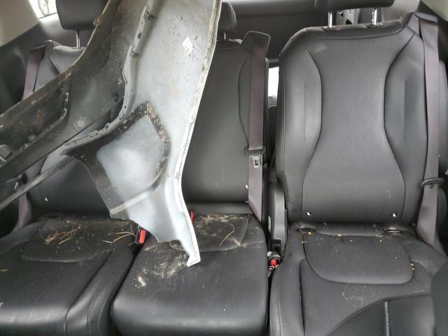 KNDNB4H34N6131913 KIA Carnival Lx