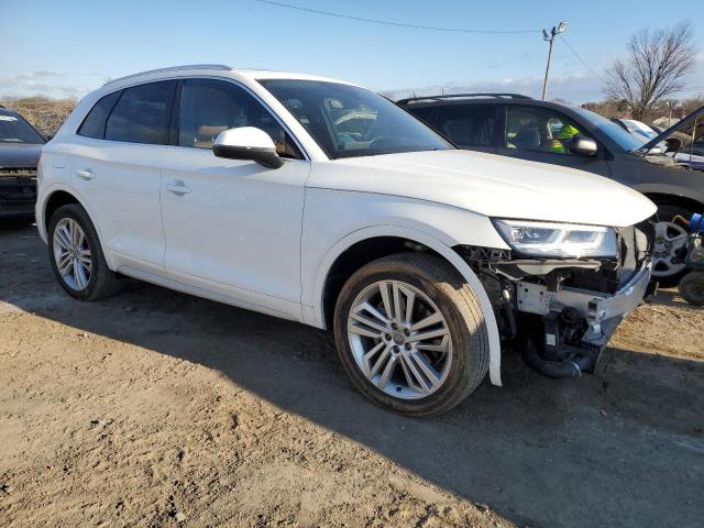 WA1BNAFY9J2240516 Audi Q5 Premium Plus