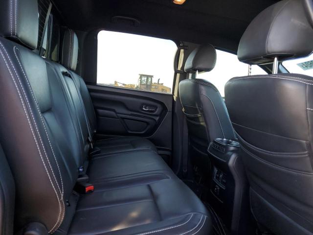1N6BA1F40JN530914 Nissan Titan Xd Sl
