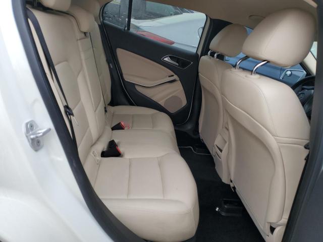 WDCTG4GB2FJ070605 Mercedes-Benz Gla 250 4matic
