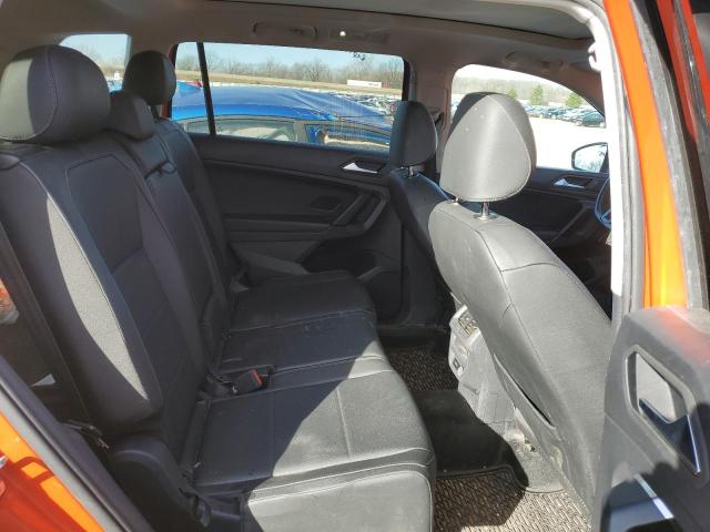 3VV2B7AX7KM108284 Volkswagen TIGUAN SE