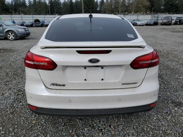 1FADP3J22HL271334 Ford Focus Titanium