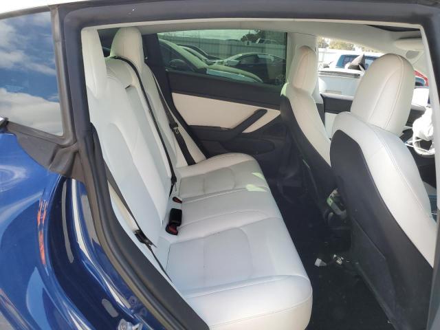 5YJ3E1EB3KF393592 Tesla MODEL 3