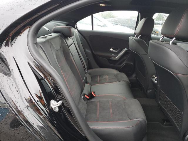 W1K3G4FB5NJ328384 Mercedes-Benz A 220 4matic