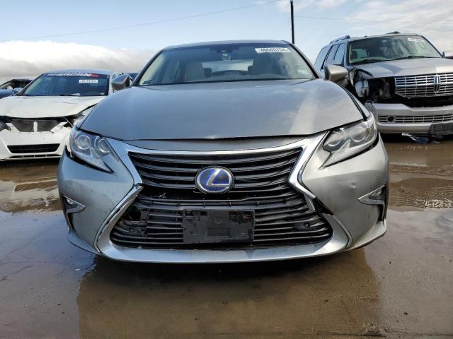 JTHBW1GG8H2149240 Lexus ES 300H
