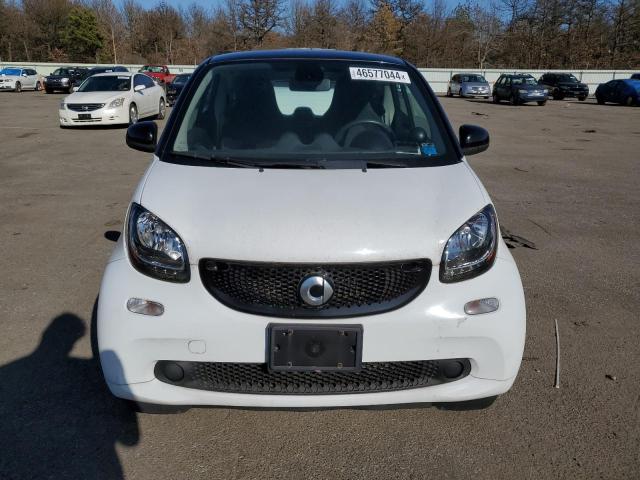 WMEFJ5DA2GK061874 Smart Fortwo