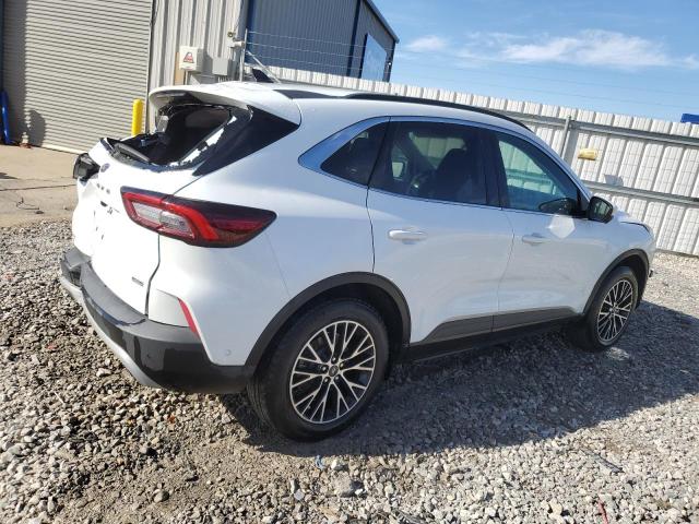 1FMCU0E11PUB06572 Ford ESCAPE