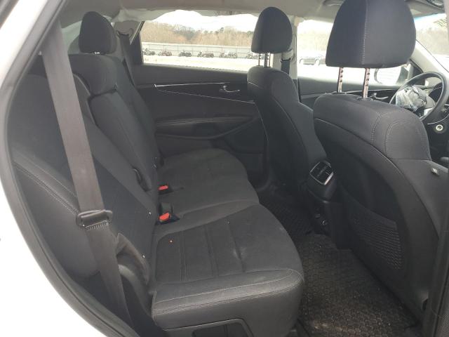 5XYPGDA53KG568915 KIA SORENTO LX