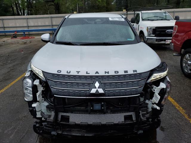 JA4J3TA83NZ053130 Mitsubishi Outlander Es