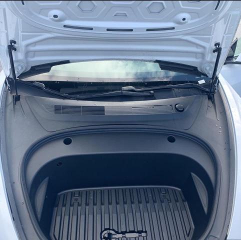 5YJ3E1EB0MF981498 Tesla MODEL 3