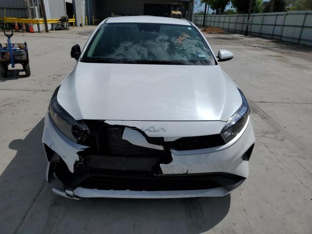 3KPF24AD8NE502170 KIA FORTE FE