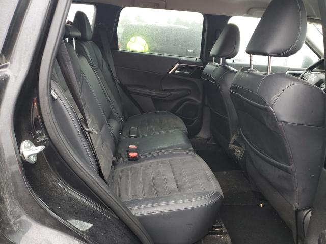 JA4J4UA86NZ048586 Mitsubishi Outlander Se