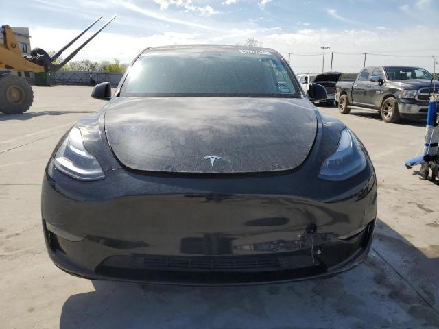 7SAYGDEF3NF328060 Tesla Model Y