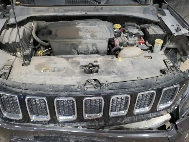 3C4NJCBB0JT140413 Jeep Compass Latitude