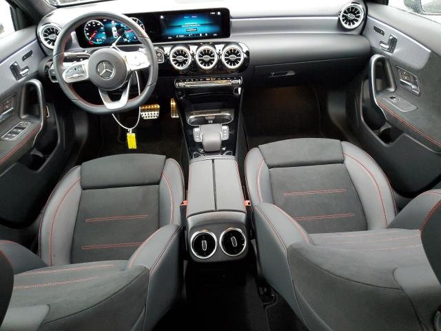 W1K3G4FB5NJ328384 Mercedes-Benz A 220 4matic
