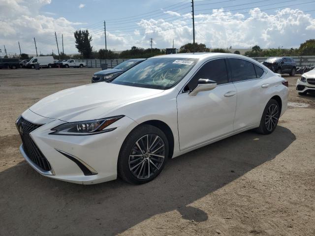 45776984 :رقم المزاد ، 58ADA1C19RU037258 vin ، 2024 Lexus Es 300h Base مزاد بيع