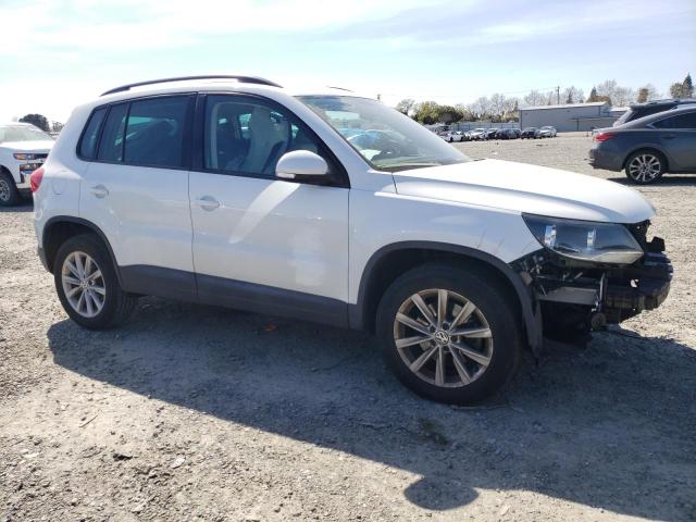 WVGAV7AX9FW580005 Volkswagen TIGUAN S