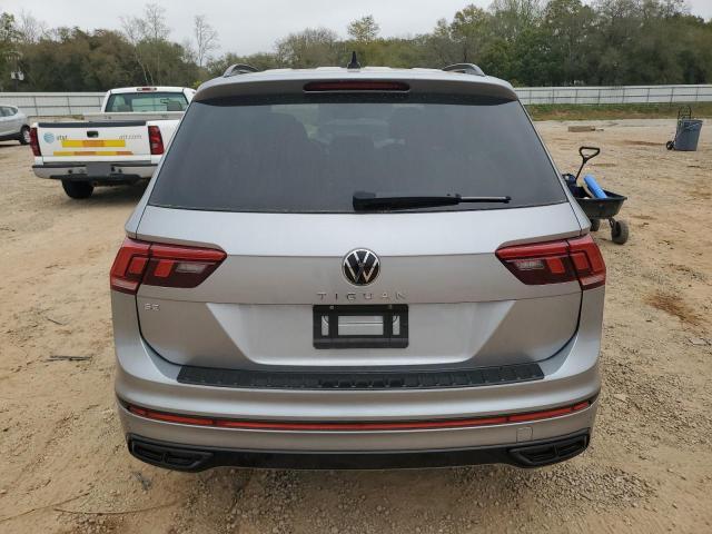 3VVCB7AX4PM036956 Volkswagen Tiguan Se R-line Black