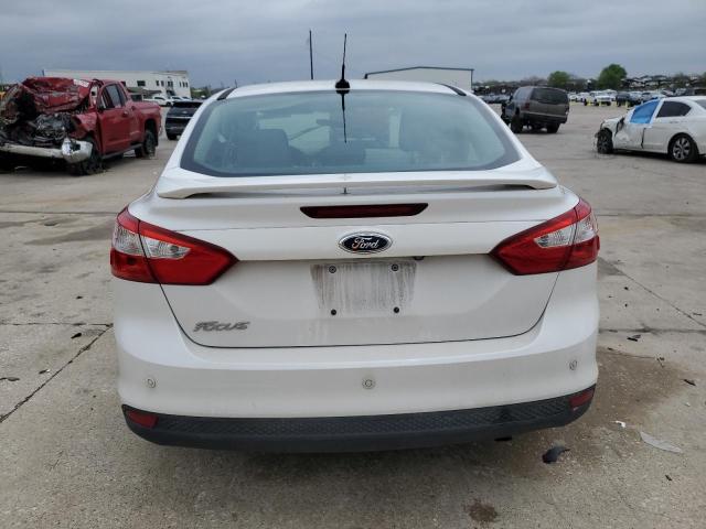 1FADP3J22EL253606 Ford Focus Titanium