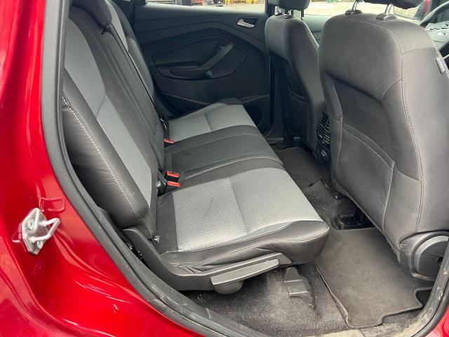 1FMCU9GDXHUF00701 Ford ESCAPE SE