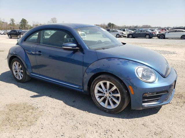 3VWFD7AT1JM702047 Volkswagen BEETLE S