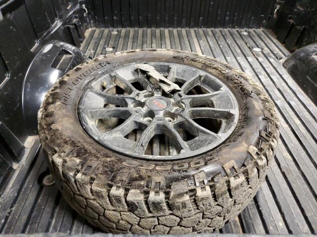 5TFLA5EC1NX001442 Toyota Tundra Crewmax Sr5
